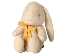 Lade das Bild in den Galerie-Viewer, Plüschhase Medium - Creme von Maileg