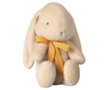 Lade das Bild in den Galerie-Viewer, Plüschhase Medium - Creme von Maileg