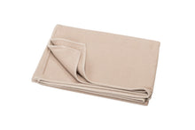 Lade das Bild in den Galerie-Viewer, Baumwolldecke Uni in "Zement" von David Fussenegger