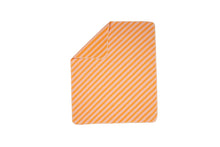 Lade das Bild in den Galerie-Viewer, Set Decke in Puppe "LÖWE" von David Fussenegger