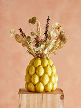 Lade das Bild in den Galerie-Viewer, Vase Limone Gelb von Bloomingville
