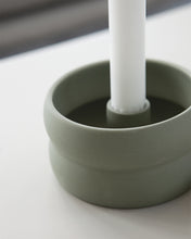 Lade das Bild in den Galerie-Viewer, Kerzenhalter Bolmen Mini Grün von Storefactory
