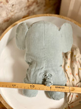 Lade das Bild in den Galerie-Viewer, Maileg Lullaby Freienfs Elefant

